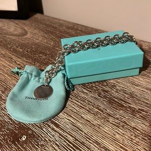 AUTHENTIC Tiffany & Co. Circle Tag Chain Link Necklace